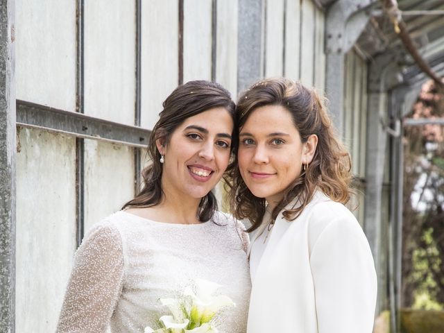 La boda de Amaya y Aida en Gijón, Asturias 35