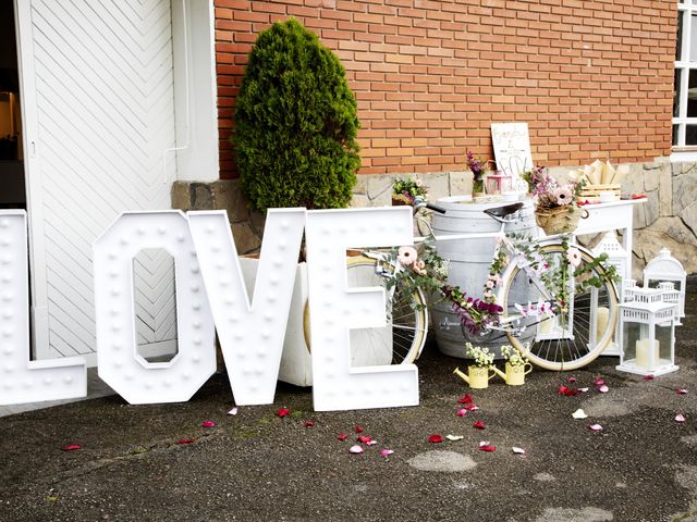 La boda de Amaya y Aida en Gijón, Asturias 39