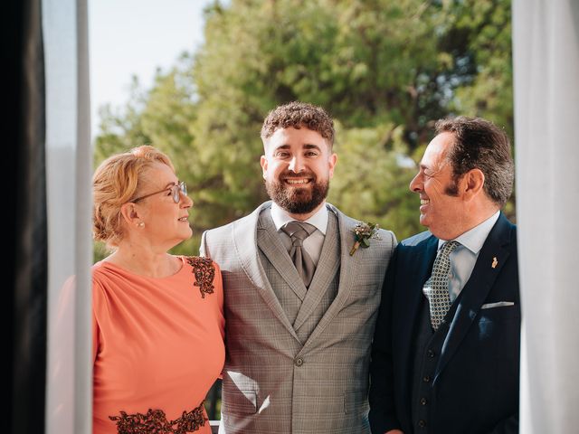 La boda de Rafa y Neyva en Dos Hermanas, Sevilla 18