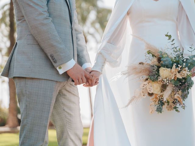 La boda de Rafa y Neyva en Dos Hermanas, Sevilla 63