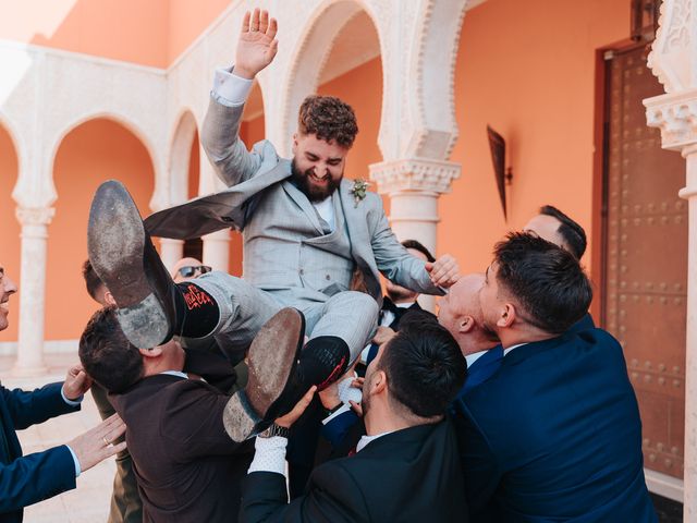 La boda de Rafa y Neyva en Dos Hermanas, Sevilla 99