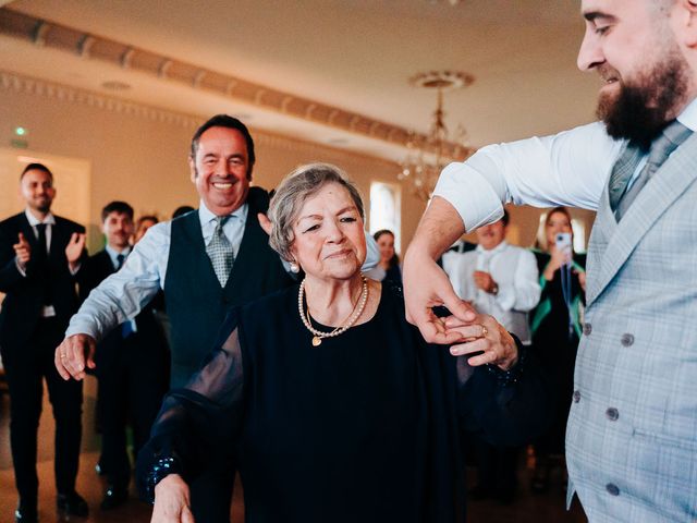 La boda de Rafa y Neyva en Dos Hermanas, Sevilla 130