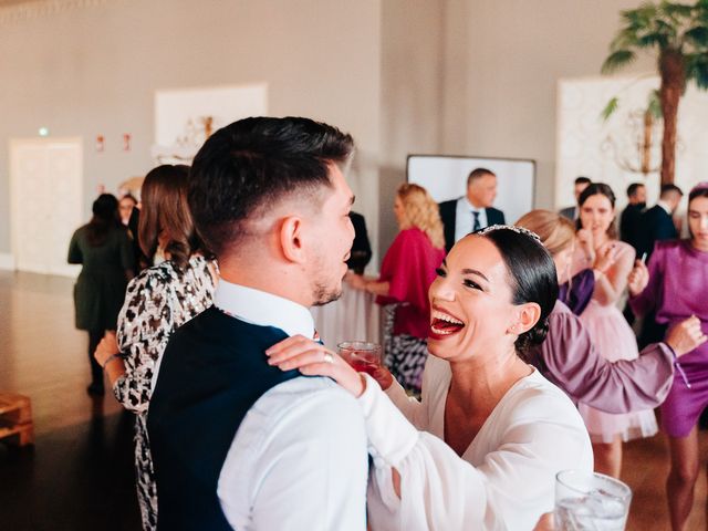 La boda de Rafa y Neyva en Dos Hermanas, Sevilla 141