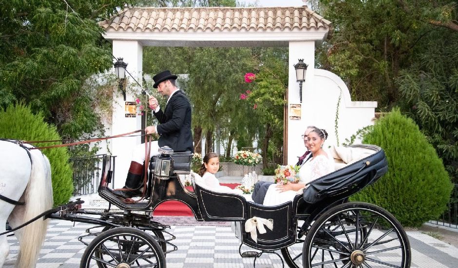La boda de Luis M. y M. Angeles en Espartinas, Sevilla