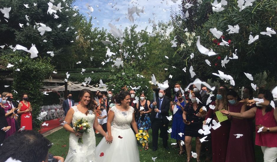 La boda de Marta y Vane en Aldea Del Fresno, Madrid