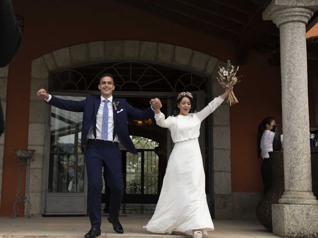 La boda de Andriy y Lidia en Linares De Riofrio, Salamanca 64