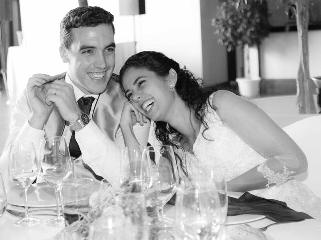 La boda de Estéban y Cristina en Grao de Castellón, Castellón 30