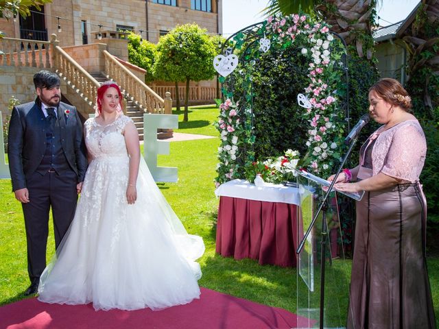La boda de Daniel y Izaskun en Hoznayo, Cantabria 35