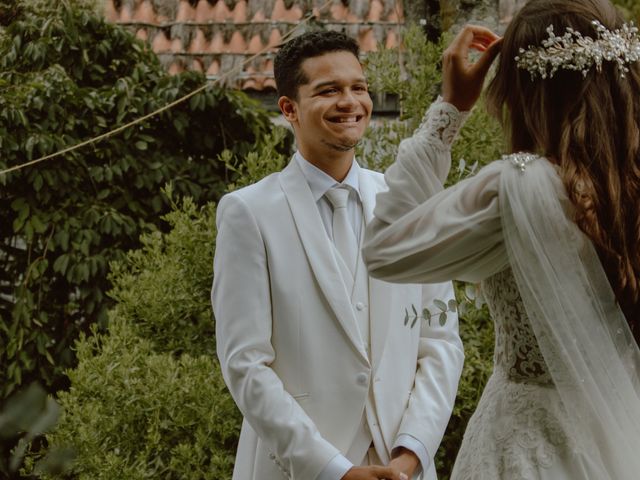 La boda de Fernando y Layla en Vigo, Pontevedra 34