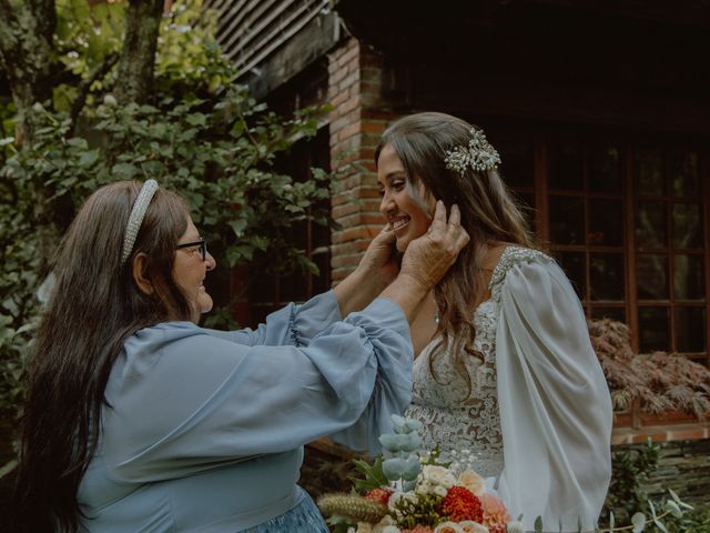 La boda de Fernando y Layla en Vigo, Pontevedra 36