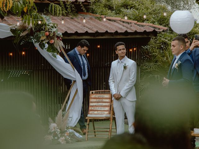 La boda de Fernando y Layla en Vigo, Pontevedra 43