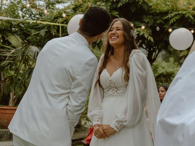 La boda de Fernando y Layla en Vigo, Pontevedra 1