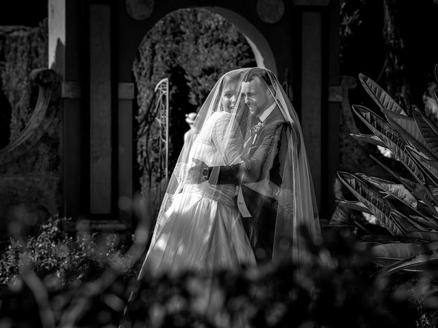 La boda de Gonzalo y Marta en Castelló/castellón De La Plana, Castellón 34