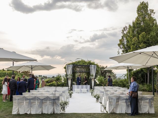 La boda de Tomás y Noelia en Algete, Madrid 20