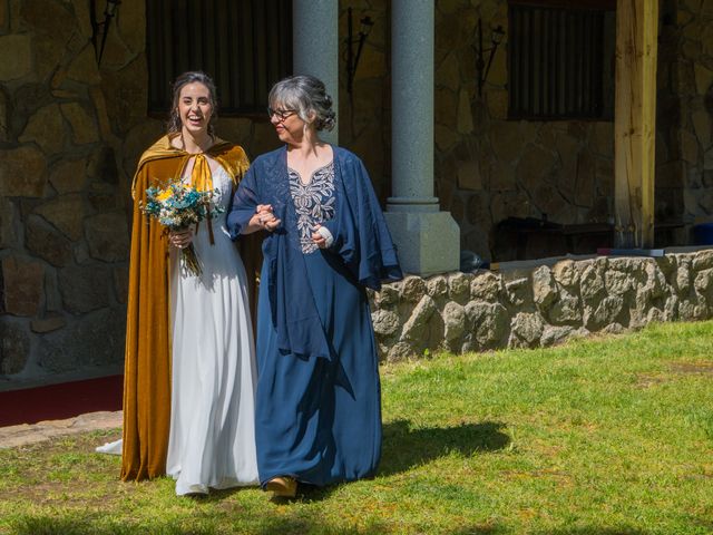 La boda de Arturo y Natalia en Navaluenga, Ávila 10