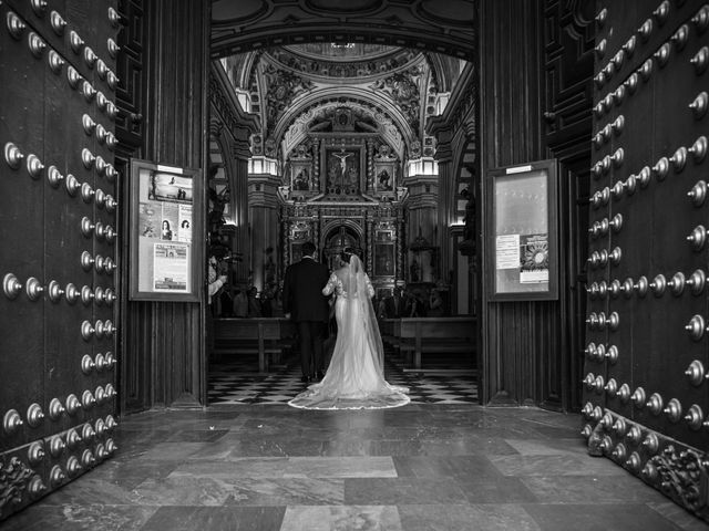 La boda de David y Evelyn en Monachil, Granada 32