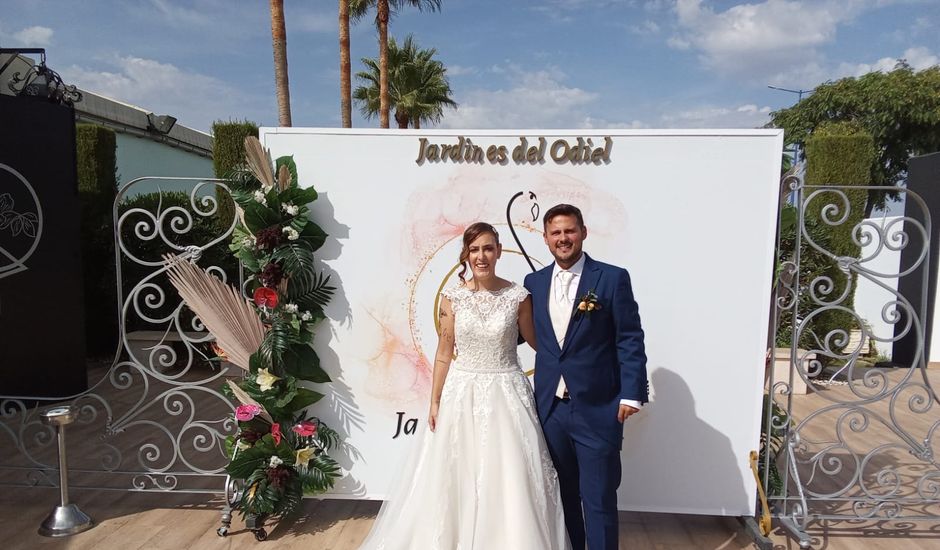 La boda de Alberto  y Encarna  en Huelva, Huelva
