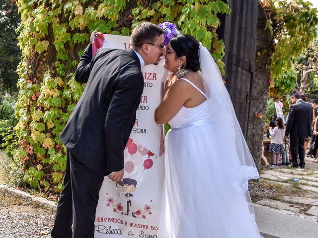 La boda de Ismael y Rebeca en Vilanova Del Valles, Barcelona 30