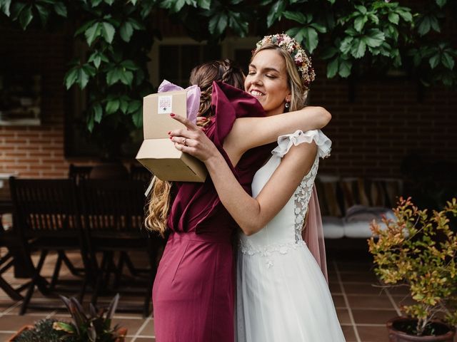 La boda de Ricardo y Marta en Torremocha Del Jarama, Madrid 33