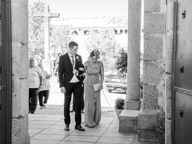 La boda de Samuel y Mayte en Mohedas De Granadilla, Cáceres 29