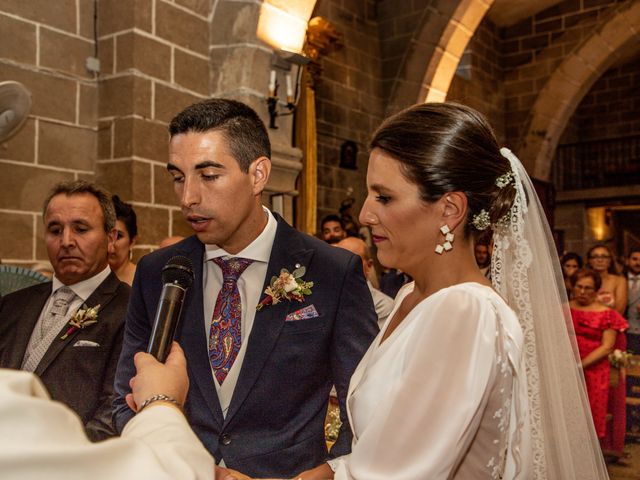 La boda de Samuel y Mayte en Mohedas De Granadilla, Cáceres 32