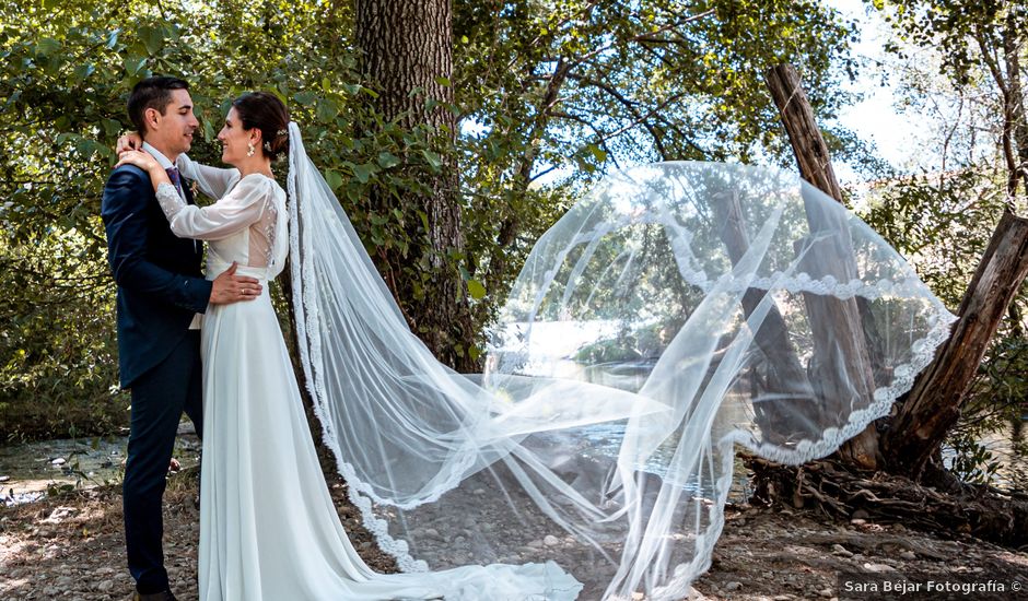 La boda de Samuel y Mayte en Mohedas De Granadilla, Cáceres