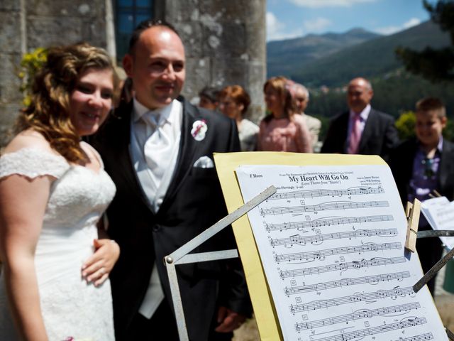La boda de Christian y Beatriz en Mos (Santa Eulalia), Pontevedra 9