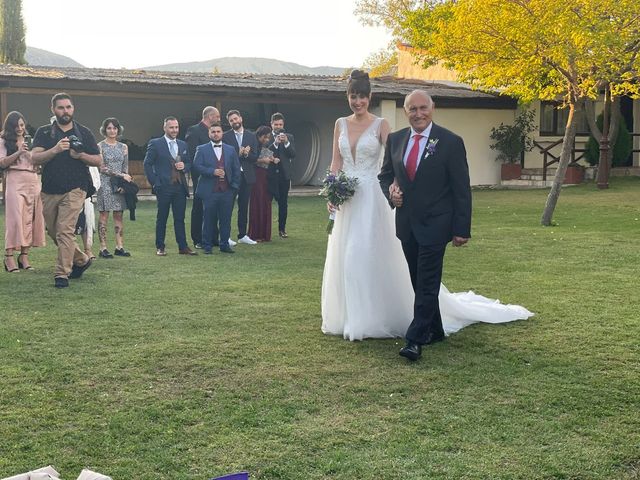 La boda de Juanjo  y Laura  en Valdemorillo, Madrid 6