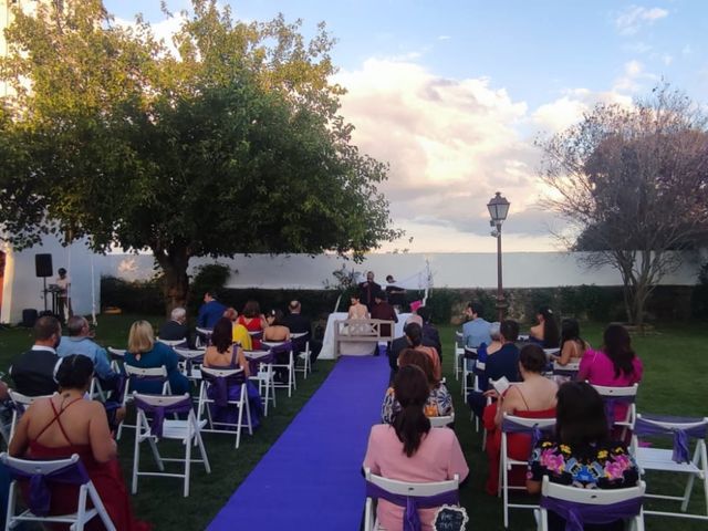 La boda de Juanjo  y Laura  en Valdemorillo, Madrid 8