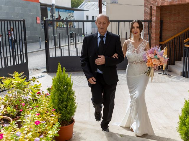 La boda de Vasile y Denisa en Barcelona, Barcelona 6