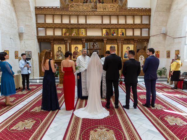 La boda de Vasile y Denisa en Barcelona, Barcelona 8