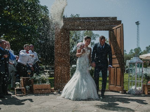 La boda de Manu y Iria en Boiro (Boiro), A Coruña 21