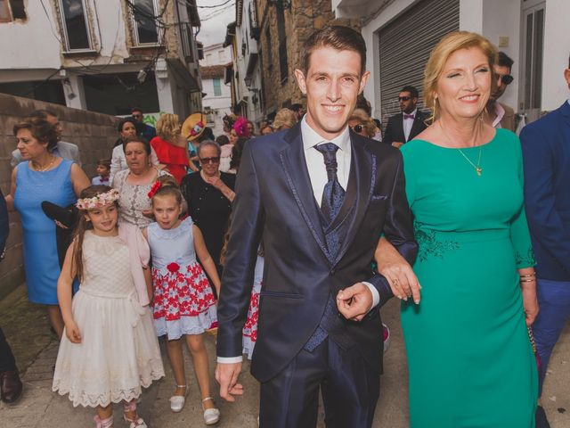 La boda de Carlos y Alba en Jaraiz De La Vera, Cáceres 17