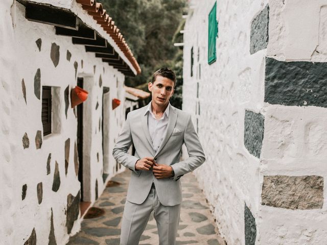 La boda de Santi y Evelyn en San Bartolome De Tirajana, Las Palmas 10