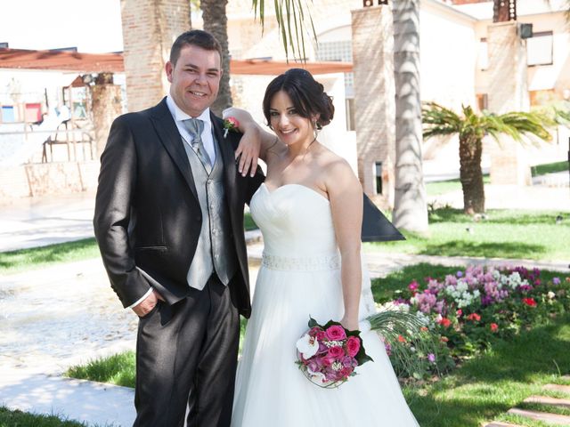 La boda de Alberto y Natalia en Alginet, Valencia 37