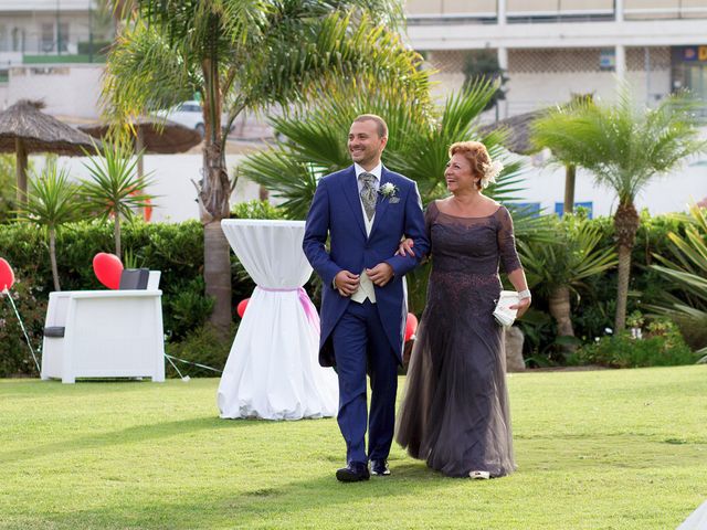La boda de Alejandro y Anabel en Los Barrios, Cádiz 16