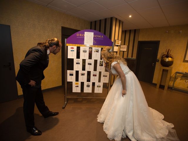 La boda de luisja y silvia en Carracedelo, León 44