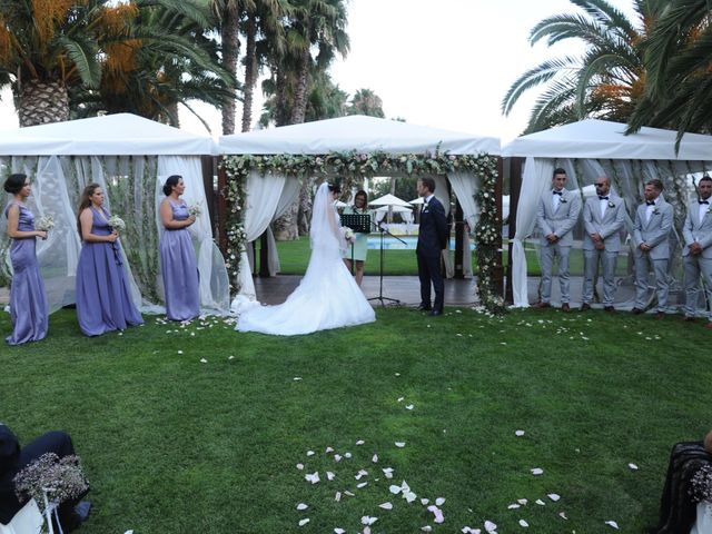 La boda de Gerard  y Pat  en Sant Carles De La Rapita, Tarragona 14