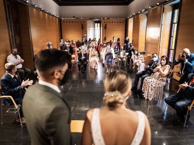 La boda de Andrés y Yasmina en Barcelona, Barcelona 30