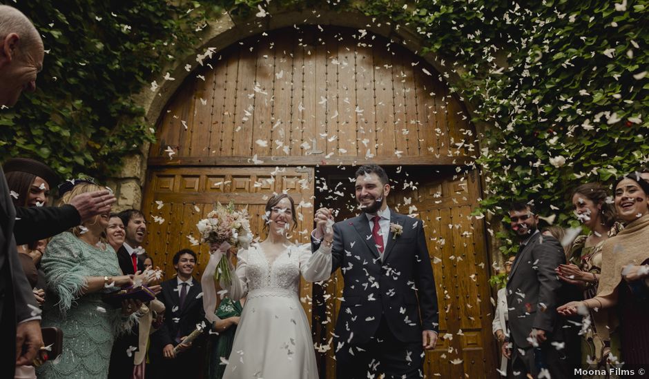 La boda de Adrián y Raquel en Madrid, Madrid