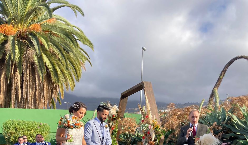 La boda de Mohamed y Gabriela en La Orotava, Santa Cruz de Tenerife