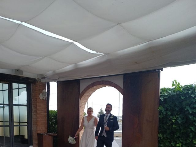 La boda de Juan Carlos Sainz y Naiara Luezas en Villamediana De Iregua, La Rioja 4