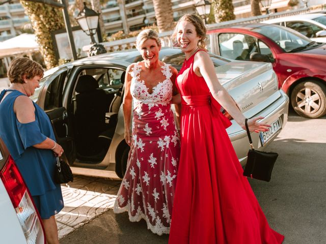 La boda de Domingo y Luisa en Salou, Tarragona 14