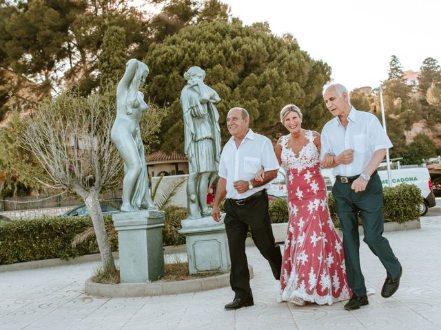 La boda de Domingo y Luisa en Salou, Tarragona 25