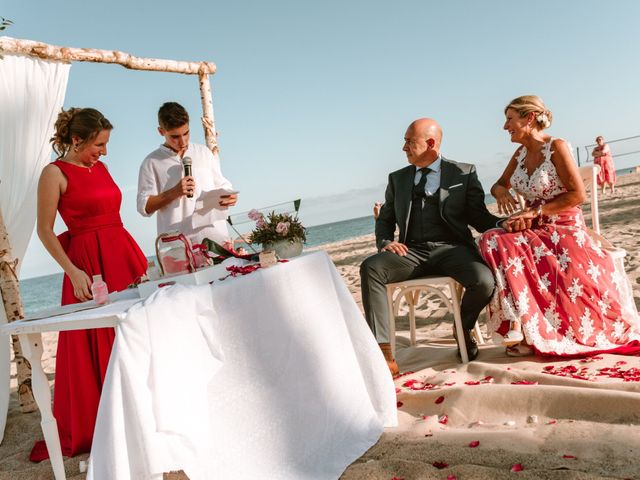 La boda de Domingo y Luisa en Salou, Tarragona 39