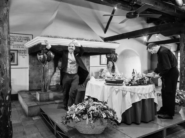 La boda de Ruben y Cindy en Torrecaballeros, Segovia 38