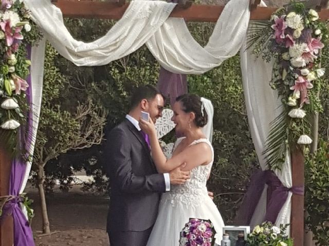 La boda de Ayoze y Dunia en Los Olivos, Las Palmas 4