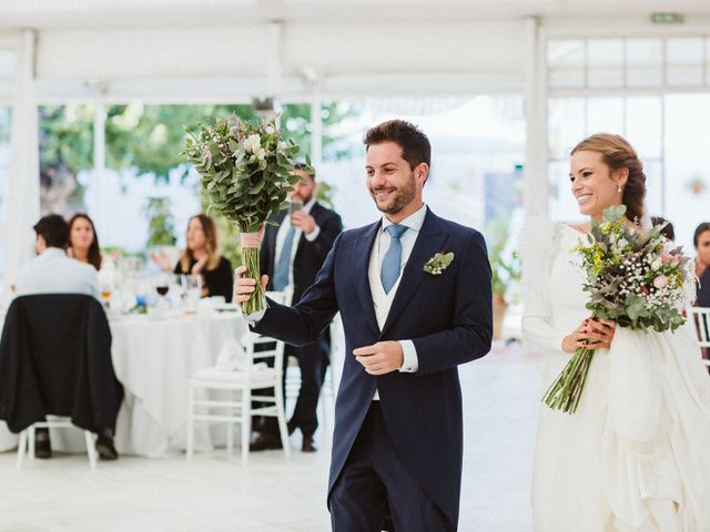 La boda de Pedro y Dene en Dos Hermanas, Sevilla 122