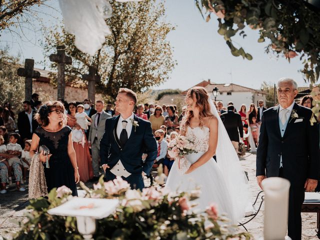 La boda de Guillermo y Rocío en Miraflores De La Sierra, Madrid 62