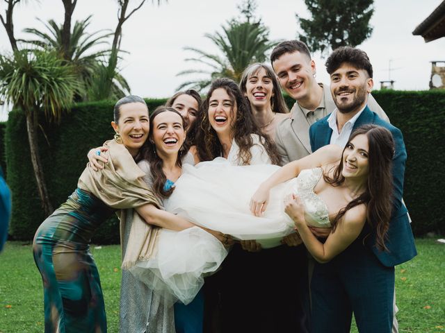 La boda de ITSASNE y VALENTINA en Sondika, Vizcaya 21